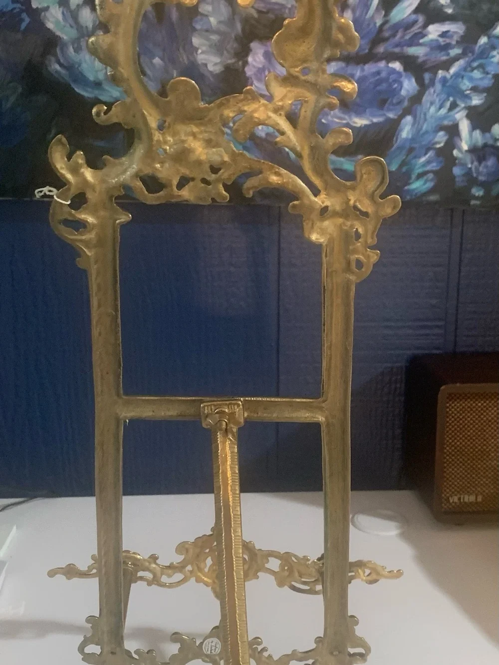 Vintage/Antique Decorative Easel Stand -Andrea By Sadek Gold Brass